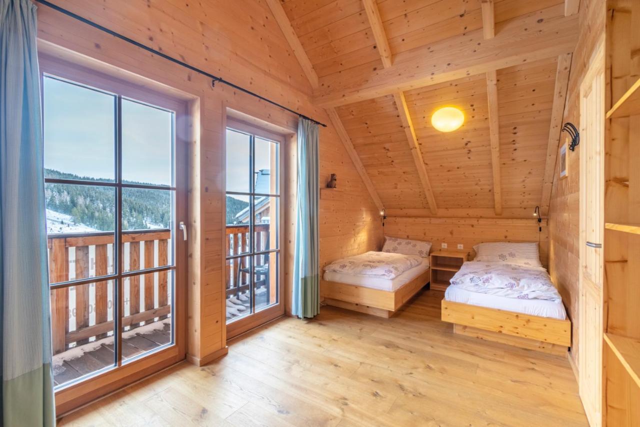 Vesely Svist Chalet Lachtal Bagian luar foto