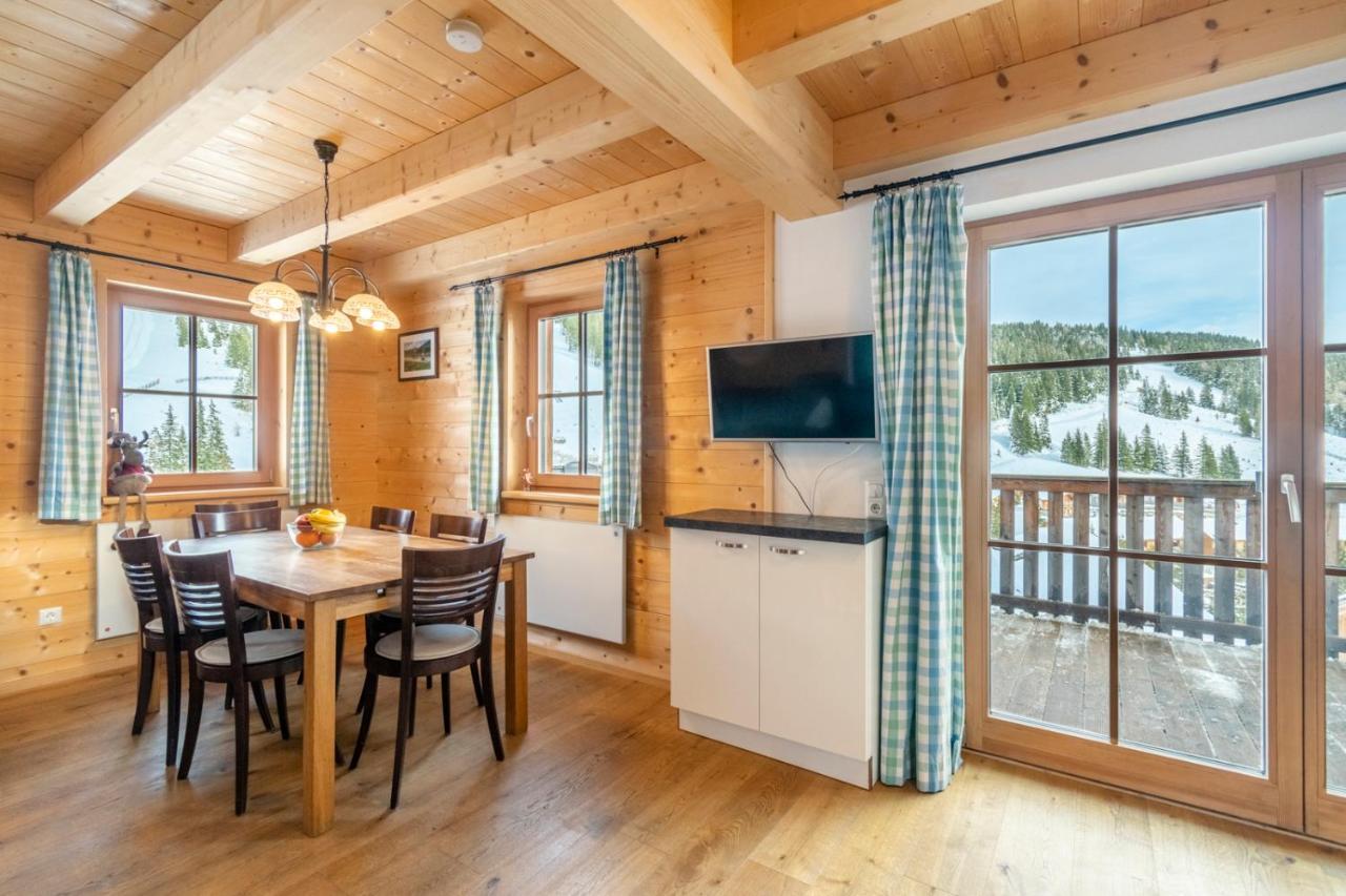 Vesely Svist Chalet Lachtal Bagian luar foto
